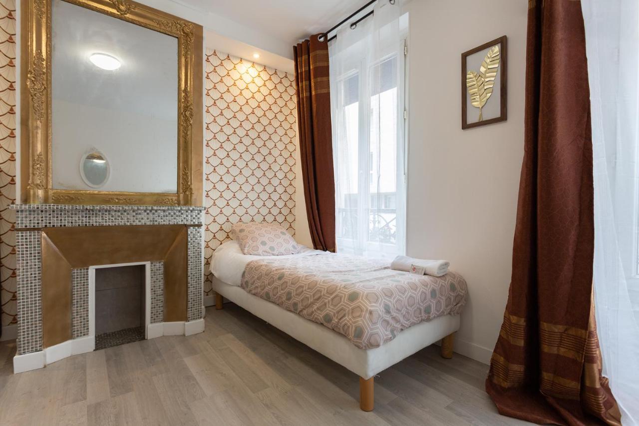 Hotel Europe Blv ปารีส ภายนอก รูปภาพ