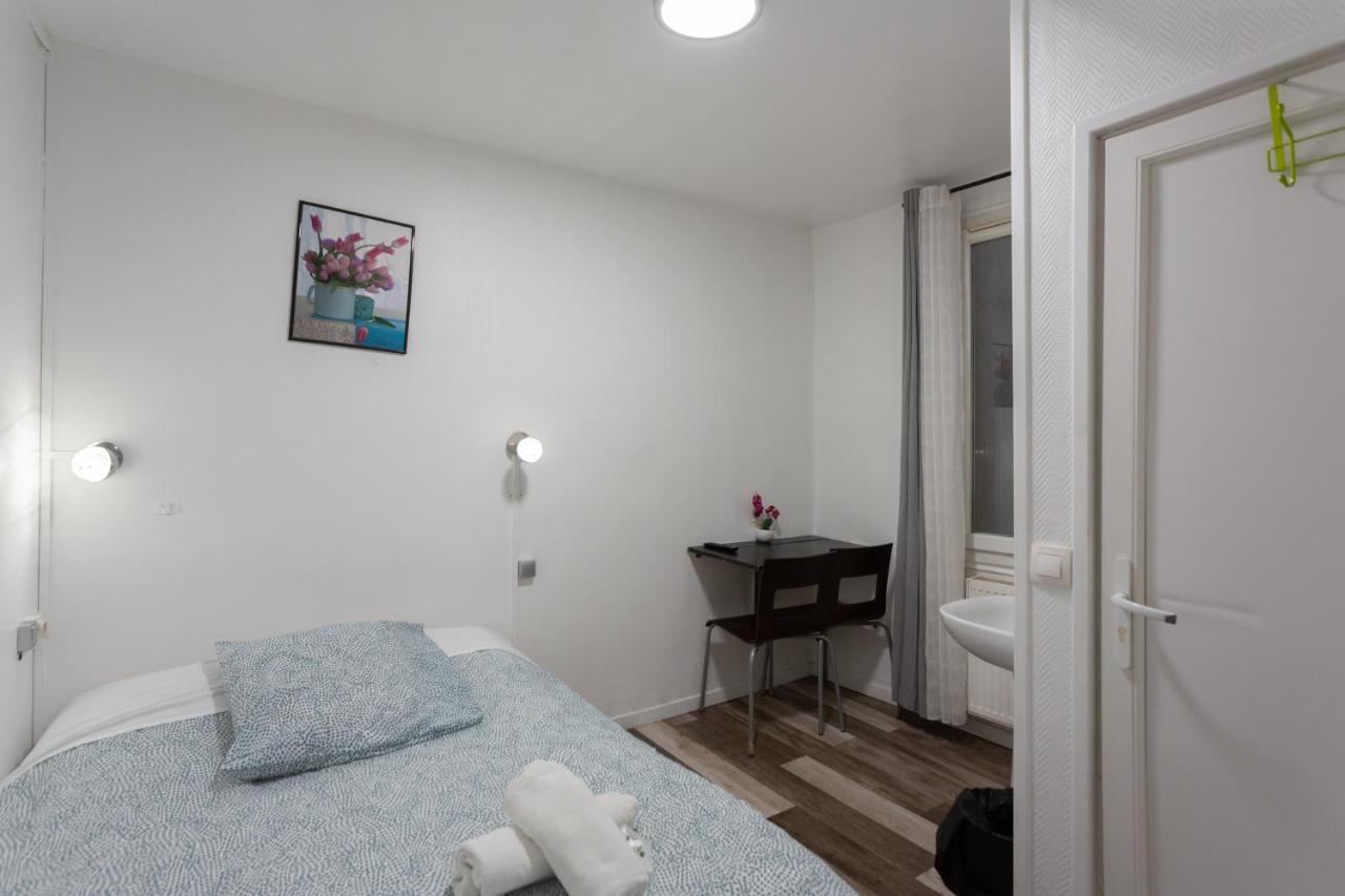 Hotel Europe Blv ปารีส ภายนอก รูปภาพ